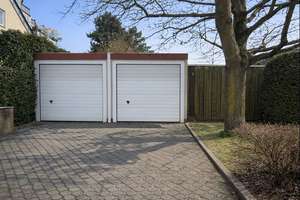 Exklusives Wohnen auf einer Ebene –Bungalow mit Südgarten und 2 Garagen in begehrter Lage von Lörick – Die vollständige Adresse der Immobilie erhältst du vom Anbieter., 40547 Lörick, Düsseldorf – Vorschaubild 41