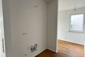 Zweitbezug: Familiengerechte 3 Zimmer am Lindenauer Hafen mit Blick auf den Kanal und großem Balkon – Hafenstraße 11b, 4179 Schönau, Leipzig – Vorschaubild 7