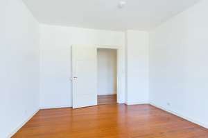 ZENTRALES WOHNEN IN WIESBADEN! 4-ZIMMER-DACHGESCHOSSWOHNUNG MIT SONNIGER TERRASSE – Die vollständige Adresse der Immobilie erhältst du vom Anbieter., 65185 Mitte, Wiesbaden – Vorschaubild 26