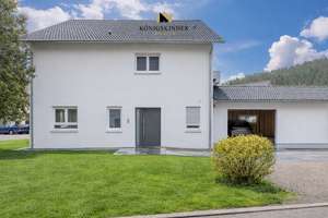 Einziehen statt bauen – modernes Neubauhaus für die ganze Familie – Die vollständige Adresse der Immobilie erhältst du vom Anbieter., 72172 Sulz am Neckar – Vorschaubild 2
