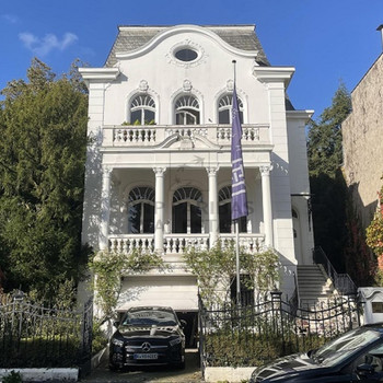 Exklusive Bürofläche in Lindenthaler Altbau-Villa I Einzigartig. Denkmalgeschützt. Repräsentativ. 