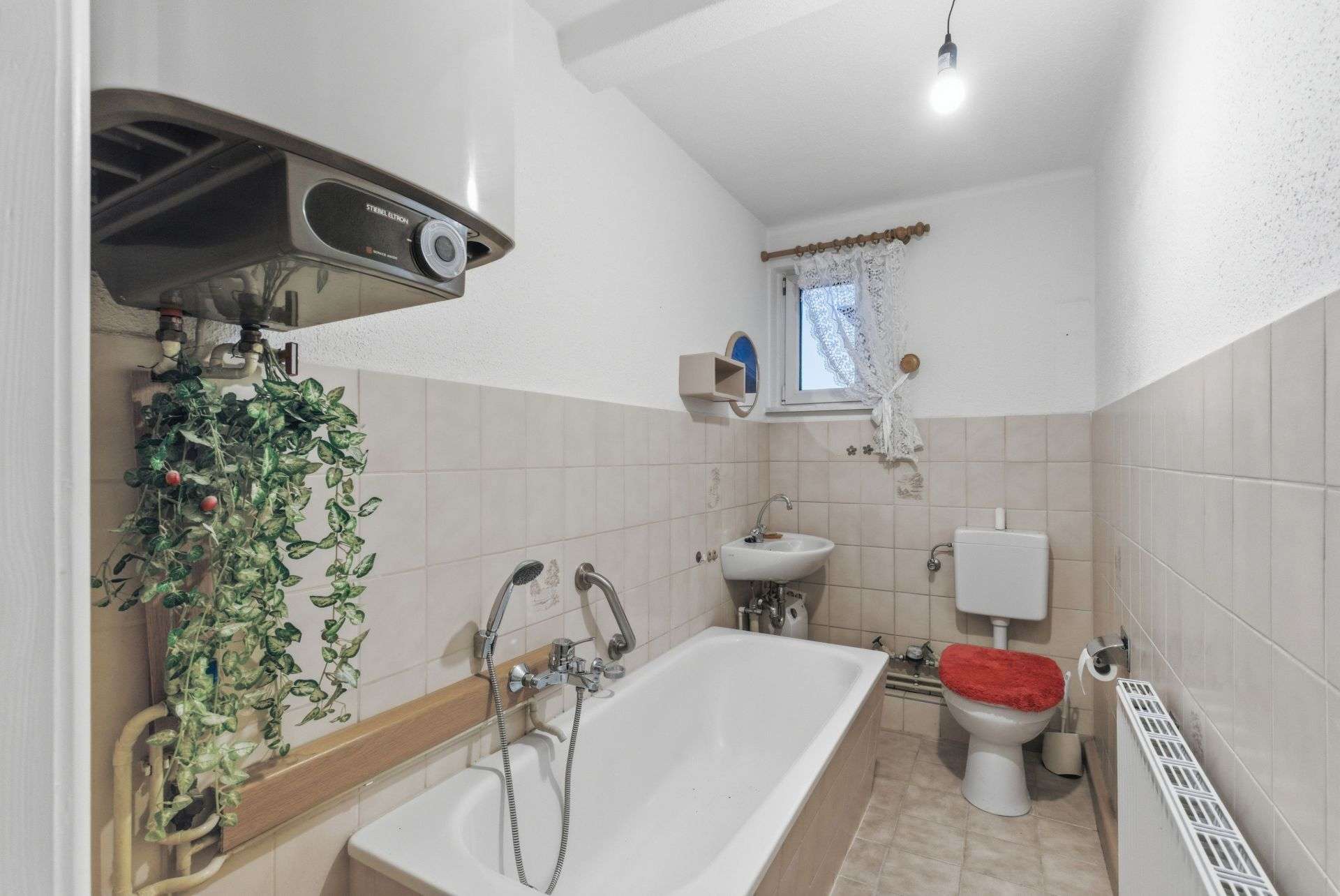 Immobilie in Gröditz - Geräumige 3 Raumwohnung mit extra viel Nutzfläche für Ihre Hobbys - Bild 4