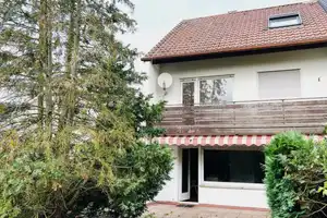 ZUHAUSE ANKOMMEN: REIZVOLLE IMMOBILIE IN BEGEHRTER LAGE – Erlangen – Vorschaubild 2