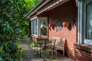 Spannendes Angebot: Großer Bungalow (frei) und Doppelhaus (vermietet) – Die vollständige Adresse der Immobilie erhältst du vom Anbieter., 26125 Nadorst, Oldenburg (Oldenburg) – Vorschaubild 2