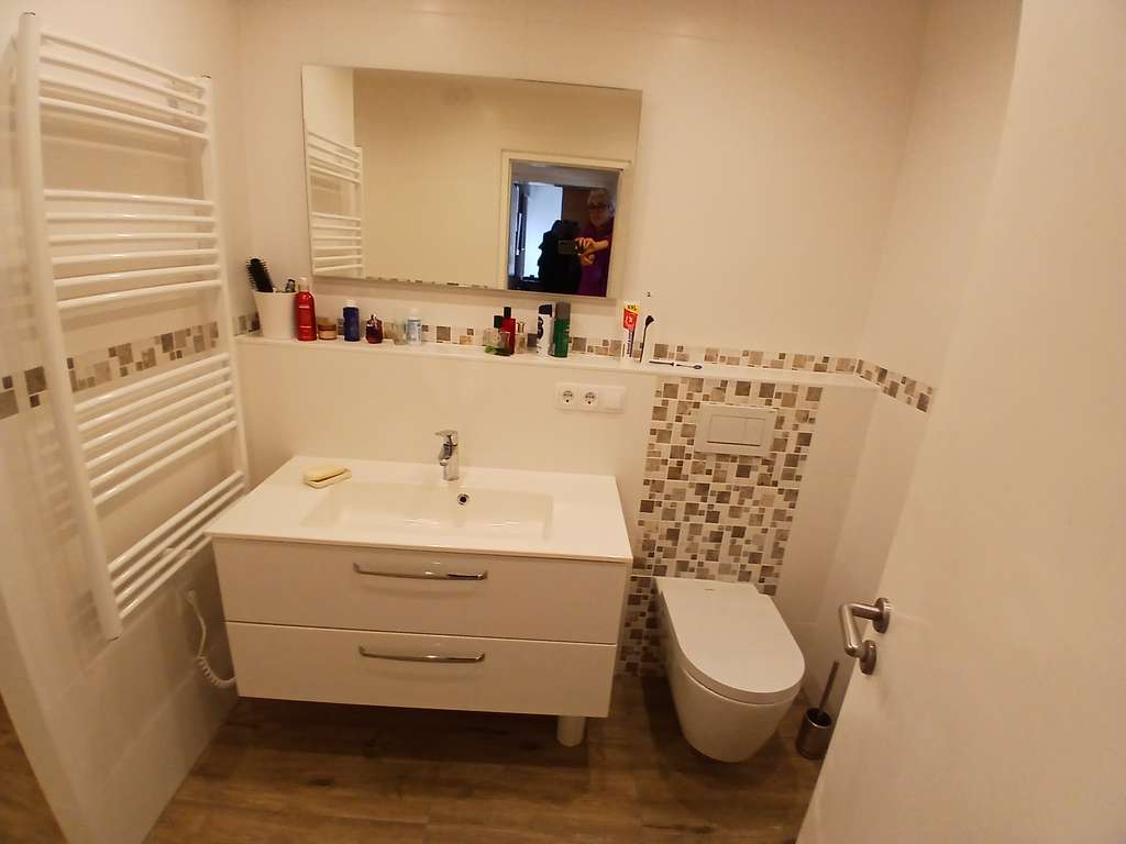 Immobilie in Ebersberg - Provisionsfrei: Großzügige 5-Zimmer-Wohnung mit Westbalkon & Weitblick in Ebersberg-Südwest - Bild 3