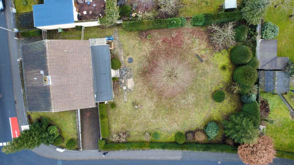 Immobilie in Lich - Einfamilienhaus mit großem Garten – Raum für Familie, Ideen und Zukunft - Bild 4