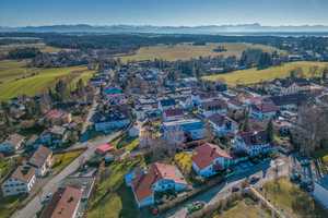Toplage Berg! Traumhaus mit Einliegerwohnung! 7 Zimmer, 4 Bäder, Doppelgarage! Bergblick! – Starnberg (Kreis) – Vorschaubild 2