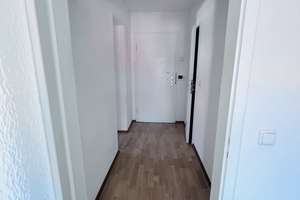 Charmante Maisonettewohnung mit traumhaftem Ausblick in der Augsburger Innenstadt – Die vollständige Adresse der Immobilie erhältst du vom Anbieter., 86152 Jakoberstadt-Süd, Augsburg – Vorschaubild 3
