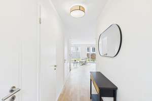 Exklusives Neubau-Reihenendhaus mit 6 Zimmern, großer Terrasse, Garten & Stellplatz – Erstbezug  – Bienenstockweg 7, 51145 Urbach, Köln – Vorschaubild 2