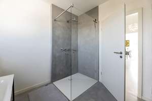 Exklusives 2,5-Raum Penthouse aus 2017 mit rd. 116 m² und toller Dachterrasse in begehrter Lage  – Die vollständige Adresse der Immobilie erhältst du vom Anbieter., 45257 Kupferdreh, Essen – Vorschaubild 11