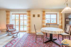 Charmante DHH für Paare & Familien: Garten, Garage und viel Nutzfläche – Die vollständige Adresse der Immobilie erhältst du vom Anbieter., 84069 Schierling – Vorschaubild 8