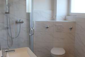 ***Einziehen & wohlfühlen: Frisch saniertes Reihenendhaus mit 190 m², Garten & Garage*** – Nikolaus-Bares-Weg 41, 12279 Marienfelde, Berlin – Vorschaubild 17