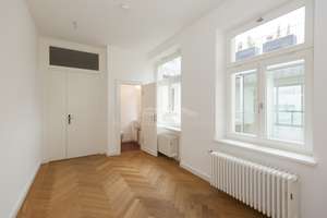 Repräsentative Altbauwohnung mit prachtvollem Stuck in absoluter Bestlage Altstadt – Die vollständige Adresse der Immobilie erhältst du vom Anbieter., 80331 Hackenviertel, München – Vorschaubild 3