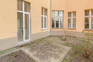 RIESIGE UND KLASSISCH SCHÖNE ALTBAUWOHNUNG IM ARNIMKIEZ MIT TERRASSE ZUM HOF!  PROVISIONSFREI! – Behmstraße 67, 10439 Prenzlauer Berg, Berlin – Vorschaubild 9