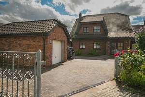Haus im Haus - Exklusive 175 m² Maisonette-Eigentumswohnung in schönem Zweifamilienhaus mit Garten! – Die vollständige Adresse der Immobilie erhältst du vom Anbieter., 47228 Bergheim, Duisburg – Vorschaubild 3