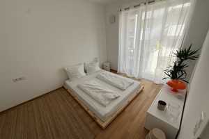 Stilvolle 2-Zimmer-Wohnung mit gehobener Innenausstattung mit Balkon und EBK in Nürnberg – Äußere Laufer Gasse 9, 90403 Nürnberg – Vorschaubild 11