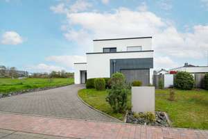 Stilvoll wohnen am Feldrand – modernes Architektenhaus in Staudt mit guter Verkehrsanbindung – Die vollständige Adresse der Immobilie erhältst du vom Anbieter., 56424 Staudt – Vorschaubild 15