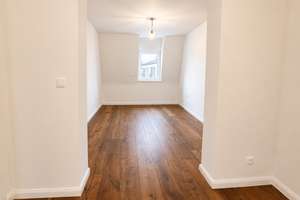 Exklusive, kernsanierte Dachgeschosswohnung mit Dachspitz und Loggia in Augsburg-Pfersee – Alfonsstraße 30, 86157 Pfersee-Süd, Augsburg – Vorschaubild 9