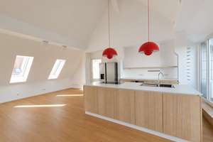 Exquisite Dachgeschosswohnung im Humannkiez