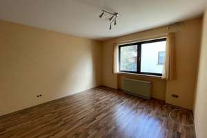 Wohnhaus mit Einliegerwohnung und schönem Fernblick in Ortsrandlage von Föhren – Die vollständige Adresse der Immobilie erhältst du vom Anbieter., 54343 Föhren – Vorschaubild 7