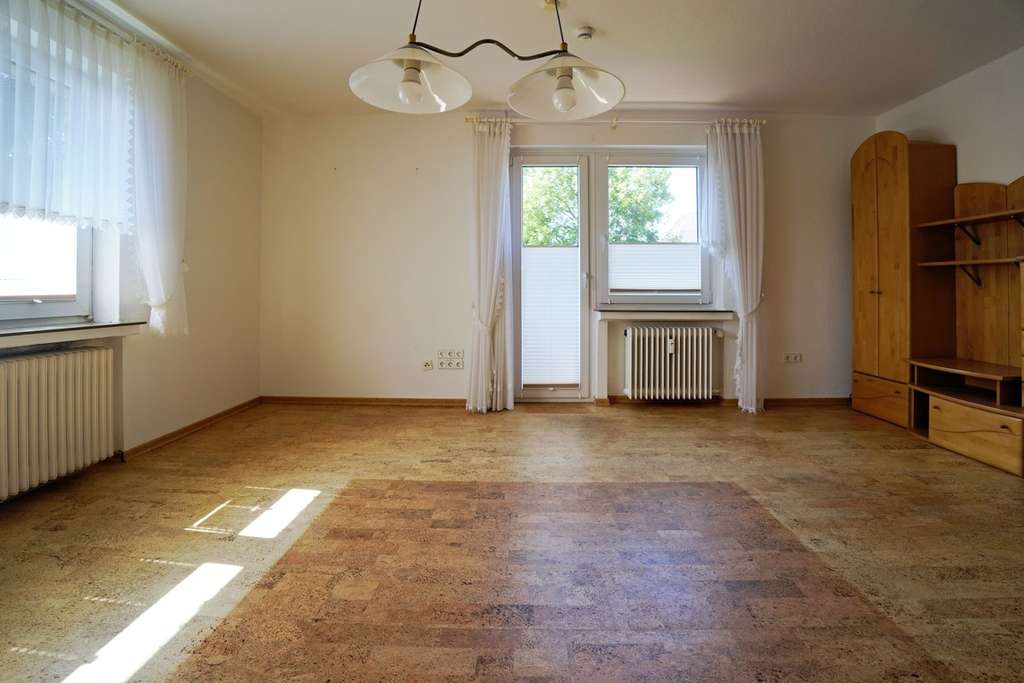 Immobilie in Wennigsen (Deister) - Sofort bezugsfrei: Helle 3-Zimmerwohnung mit Balkon und Garage in Wennigsen Bredenbeck - Bild 1