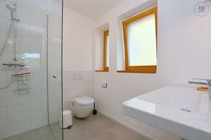 Wunderschöne, modern möblierte Einliegerwohnung mit toller Terrasse in Stuttgart Süd – Die vollständige Adresse der Immobilie erhältst du vom Anbieter., 70199 Heslach, Stuttgart – Vorschaubild 4