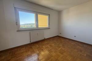 Wohnkomfort mit Ausblick: Gepflegte 4-Zimmer-Wohnung mit Balkon – 70499 Giebel, Stuttgart – Vorschaubild 6