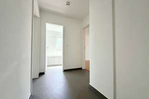 Modernisierte 2-Zimmer-Dachgeschosswohnung in München-Obersendling – Die vollständige Adresse der Immobilie erhältst du vom Anbieter., 81379 Obersendling, München – Vorschaubild 4