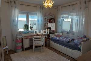 "Schöne, große 4-Zimmer-Wohnung im 1. Obergeschoss mit Kamin in Paderborn-Schloß Neuhaus, Bj. 2015 – Die vollständige Adresse der Immobilie erhältst du vom Anbieter., 33104 Schloß Neuhaus, Paderborn – Vorschaubild 12
