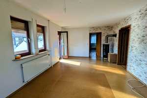 Tradition trifft Raumvielfalt - Großes Wohnhaus mit Einliegerwohnung und Gartenidylle – Schwalm-Eder-Kreis – Vorschaubild 14