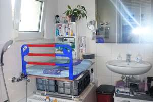 Modernisiertes 3-Familienhaus in ruhiger und beliebter Wohnlage mit Schwimmbad im Garten! – Die vollständige Adresse der Immobilie erhältst du vom Anbieter., 63571 Gelnhausen – Vorschaubild 12