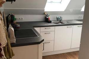 Lichtdurchflutete, sanierte 3,5-Zimmer-Maisonette-Wohnung mit Einbauküche in Stuttgart – Die vollständige Adresse der Immobilie erhältst du vom Anbieter., 70437 Zazenhausen, Stuttgart – Vorschaubild 5
