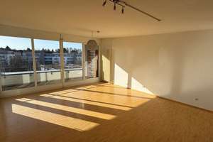 "Perfekt für Bestager - Sehr  helles Penthouse mit Blick auf die Schwäbische Alb" – Die vollständige Adresse der Immobilie erhältst du vom Anbieter., 70569 Lauchäcker, Stuttgart – Vorschaubild 2