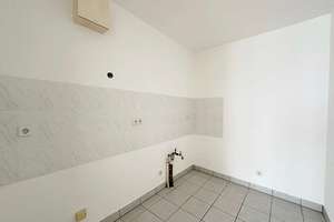 "Top Investment: Vermietete 2-Zimmer-Wohnung mit Balkon, Tiefgaragenstellplatz und Aufzug" – Arthur-Bretschneider-Straße 15, 9113 Schloßchemnitz, Chemnitz – Vorschaubild 9