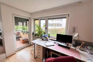 Charmantes 1-Zimmer-Apartment mit Loggia in Regensburg. Tel.-Anfragen an 0160/8748064 – Die vollständige Adresse der Immobilie erhältst du vom Anbieter., 93051 Kumpfmühl-Ziegetsdorf-Neuprüll, Regensburg – Vorschaubild 4
