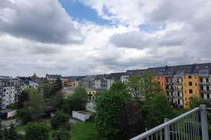 Wohnen über den Dächern im ruhigen Innenhof + EBK – Uhlandstraße 20, 9130 Chemnitz – Vorschaubild 1