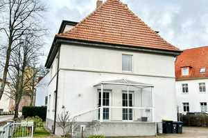 HORN IMMOBILIEN ++ Neubrandenburg Mehrfamilienhaus in guter Lage, sanierungsbedür. -nicht vermietet- – Neubrandenburg – Vorschaubild 4