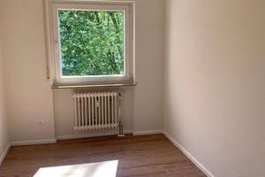 Modernisierte, helle 3 Zimmer-OG-Wohnung mit Balkon, EBK und TG-Stellplatz – Die vollständige Adresse der Immobilie erhältst du vom Anbieter., 74081 Sontheim, Heilbronn – Vorschaubild 8