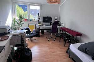 Charmante, großzügige Altbau-Dachgeschosswohnung – Die vollständige Adresse der Immobilie erhältst du vom Anbieter., 65197 Rheingauviertel / Hollerborn, Wiesbaden – Vorschaubild 4