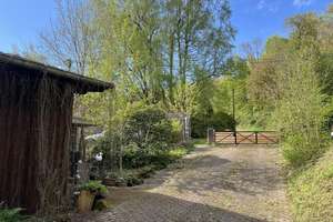 Kernsaniertes Haus mit großen Grundstück am Bach – In den Bruchwiesen 7, 35321 Laubach – Vorschaubild 2