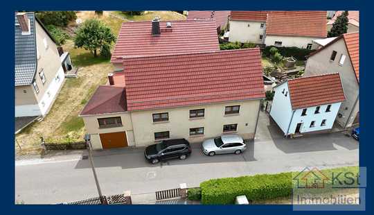 Bild von Großzügiges Wohnhaus mit Baugrundstück & 3 Garagen – vielseitige Möglichkeiten in Frohburg