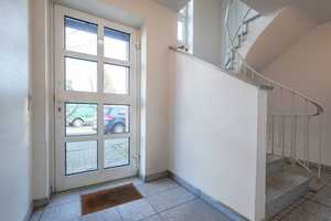 vermietetes Zweifamilienhaus in ruhiger Lage von Düsseldorf Lörick – Düsseldorf – Vorschaubild 2