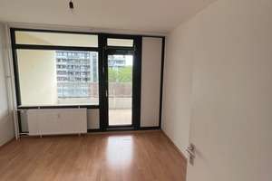 [LIS-10082] Helle 3-Zimmer-Wohnung mit Balkon in Köln-Weiden – Ostlandstr. 42, 50858 Weiden, Köln – Vorschaubild 10