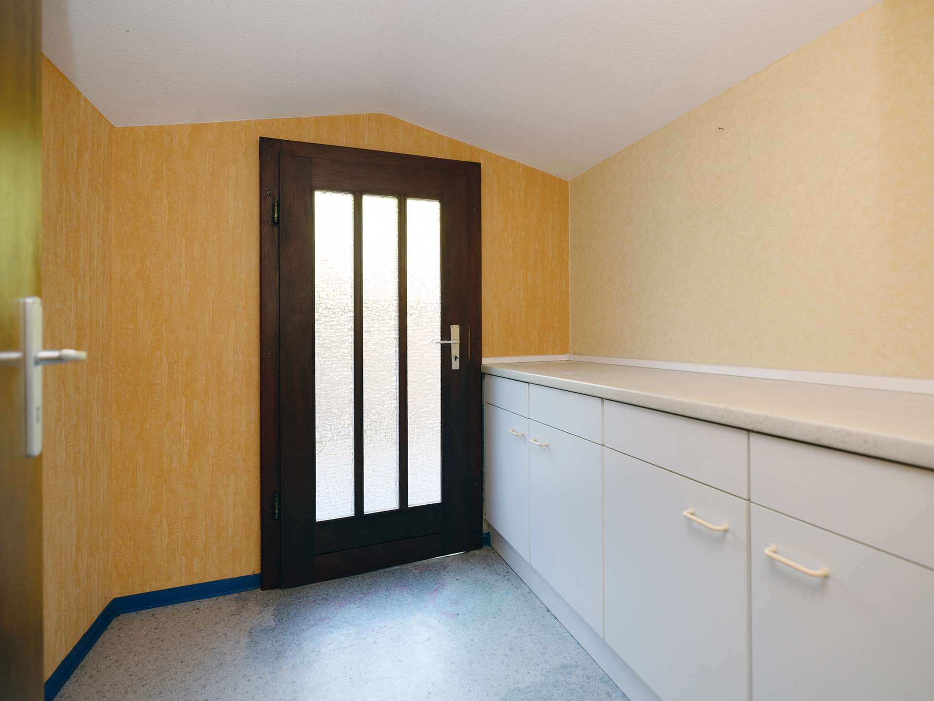 Immobilie in Hiddenhausen - Großes Ein- bis Zweifamilienhaus auf traumhaftem Grundstück in Hiddenhausen - Bild 8