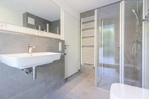 Sonnige, moderne 3-Zimmer-Wohnung mit Balkon und neuer Einbauküche im Erstbezug in Schwäbisch Gmünd – Eugen-Bolz-Straße 4/2, 73525 Schwäbisch Gmünd – Vorschaubild 6