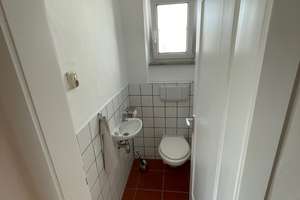 kleines gemütliches Haus mit Wintergarten und großer Terrasse  zu vermieten – Die vollständige Adresse der Immobilie erhältst du vom Anbieter., 89129 Langenau – Vorschaubild 9