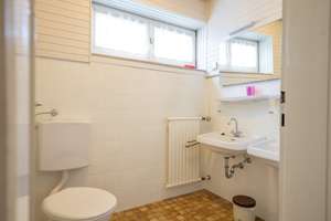KR-Bockum! Freistehendes Ein-Zweifamilienhaus mit viel Potenzial auf parkähnlichem Sonnen-Grundstück – Die vollständige Adresse der Immobilie erhältst du vom Anbieter., 47800 Bockum, Krefeld – Vorschaubild 15