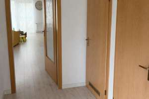 Überraschend großes Reihenhaus (5 Schlafzimmer!) mit 2. Stellplatz in der Tiefgarage – Friedrich Ebertring 58c, 47533 Kleve – Vorschaubild 4