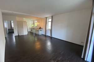Exklusive 3-Zimmer-Hochparterre-Wohnung mit geh. Innenausstattung mit Balkon und EBK in Ingolstadt – Proviantstraße 32a, 85049 Mitte, Ingolstadt – Vorschaubild 2