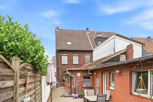 Seltene Gelegenheit in Meerbusch Osterath – Großzügiges Familienhaus mit riesigem Potenzial – Die vollständige Adresse der Immobilie erhältst du vom Anbieter., 40670 Meerbusch – Vorschaubild 9